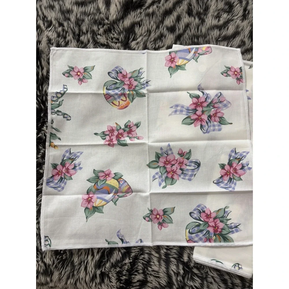 VTG Cloth Napkin Set of 4 Floating Flowers Cotton Cottagecore Easter